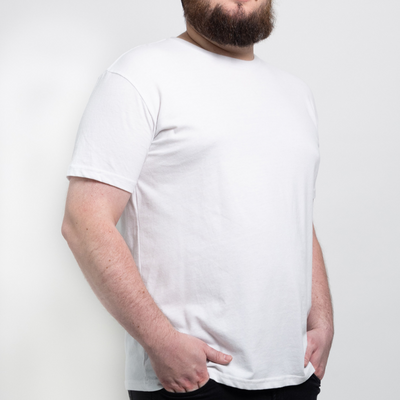 Camiseta Blanca de Cuello Redondo