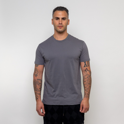 Camiseta cuello redondo gris oscuro