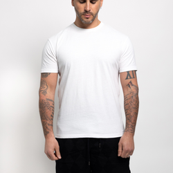 Camiseta Blanca de Cuello Redondo
