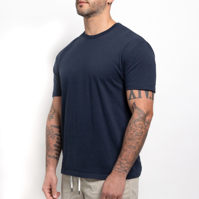 Camiseta cuello redondo azul marino