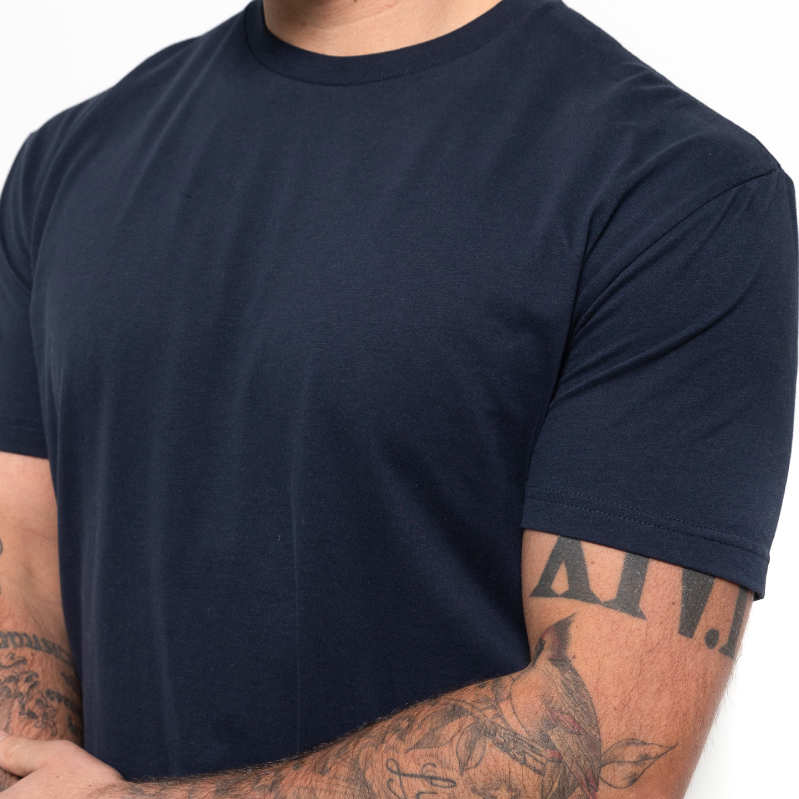 Camiseta cuello redondo azul marino
